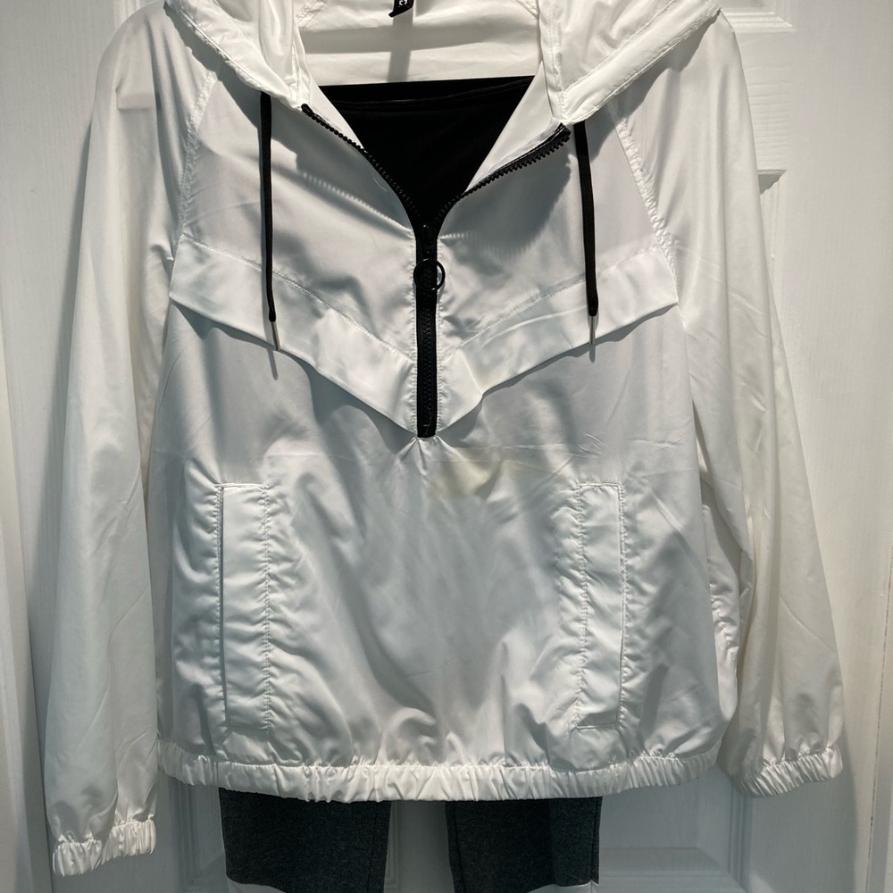 Windbreaker size medium